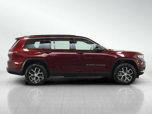 Used 2024 Jeep Grand Cherokee L Limited AWD/4WD image 6