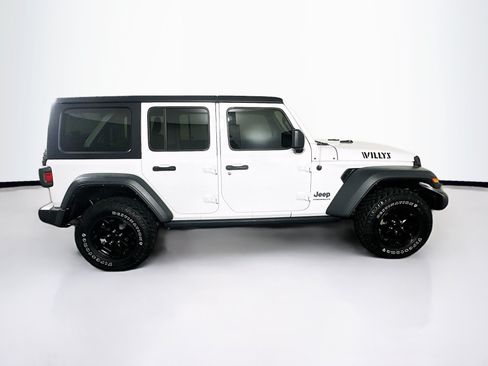 Used 2023 Jeep Wrangler Unlimited w/ Cold Weather Group AWD/4WD image 10