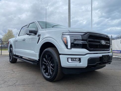 Used 2024 Ford F150 Lariat w/ Bed Utility Package AWD/4WD image 35