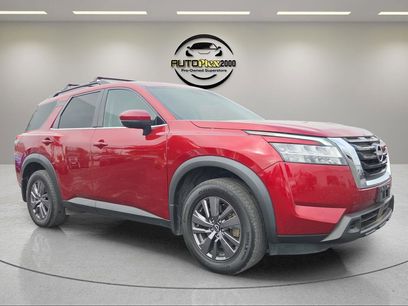 Used 2022 Nissan Pathfinder SV