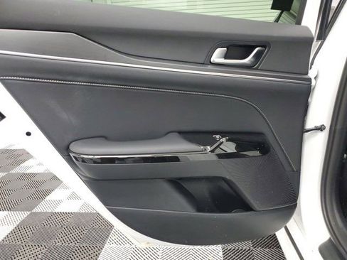 Certified 2025 Kia K5 GT-Line FWD image 10