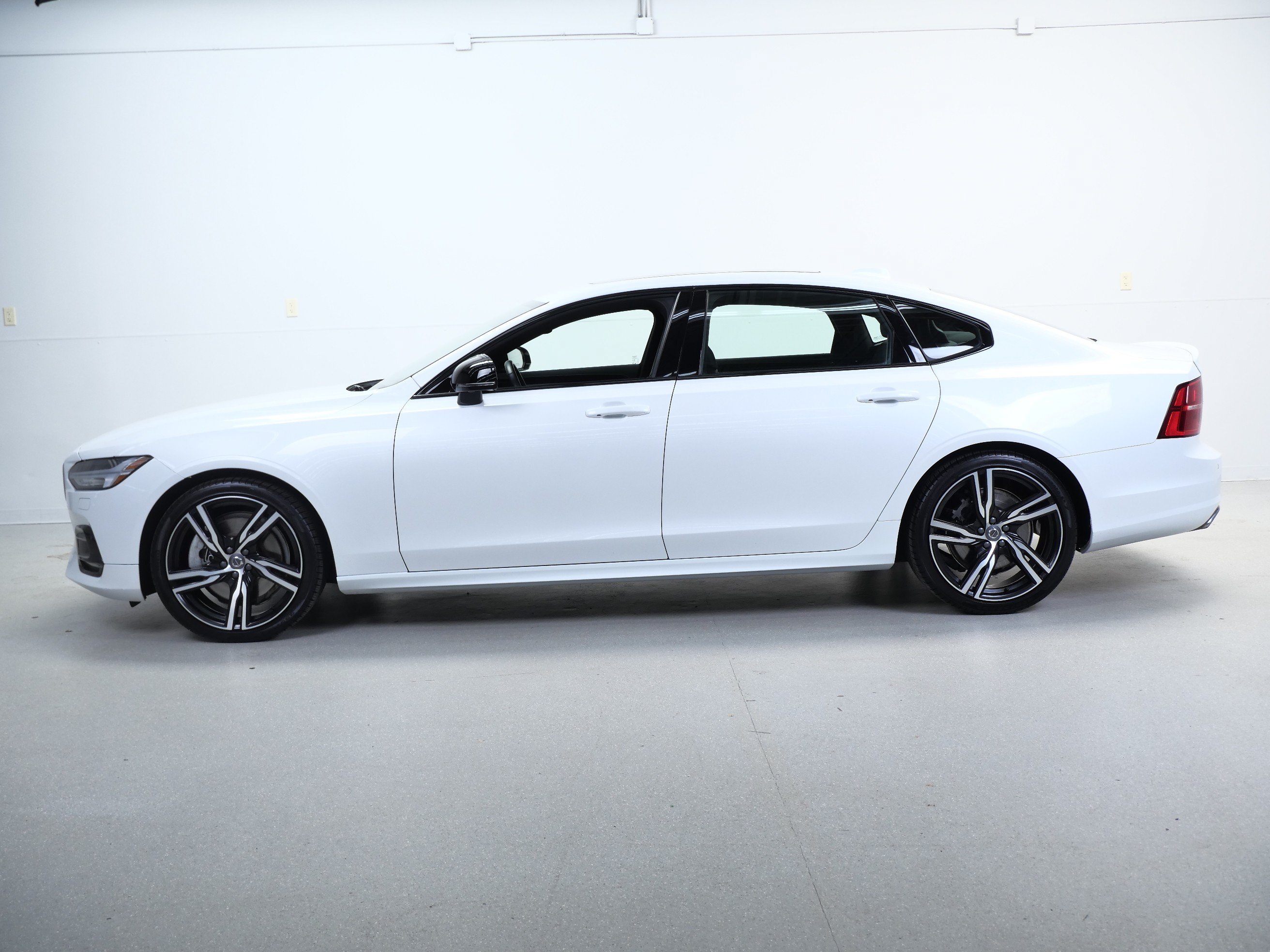 Used 2020 Volvo S90 T6 R-Design AWD/4WD image 10