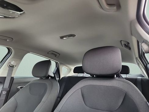 New 2026 Kia K4 FWD image 27