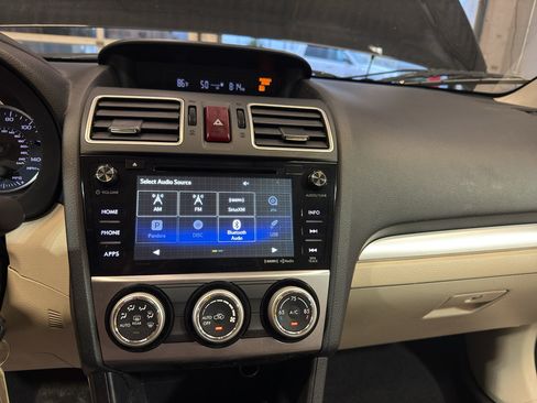 Used 2015 Subaru Crosstrek 2.0i Limited w/ Popular Package #2 AWD/4WD image 19