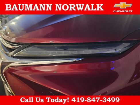 Used 2023 Chevrolet Blazer Premier AWD/4WD image 10