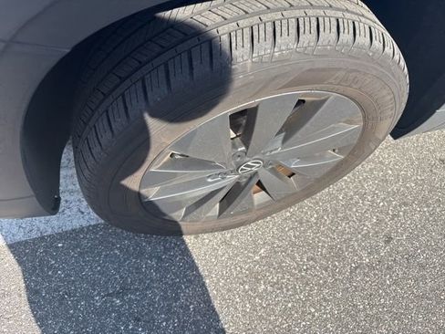 Used 2023 Volkswagen Taos S w/ IQ Drive S Package image 7