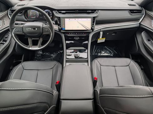 New 2026 Jeep Grand Cherokee Limited Reserve image 8