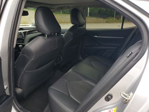 Used 2019 Toyota Camry XSE w/ Driver Assist Package FWD image 9