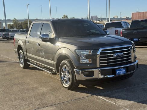 Used 2015 Ford F150 XLT w/ Equipment Group 301A Mid image 5