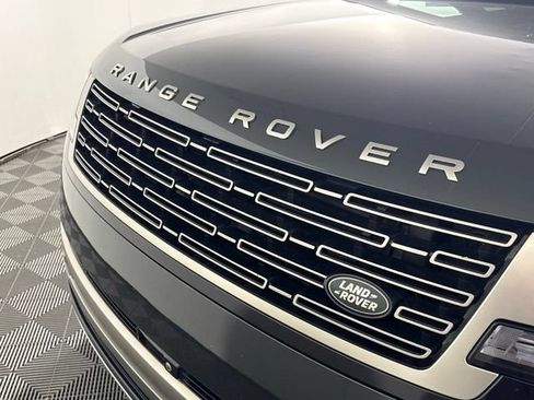 Used 2025 Land Rover Range Rover SE AWD/4WD image 43