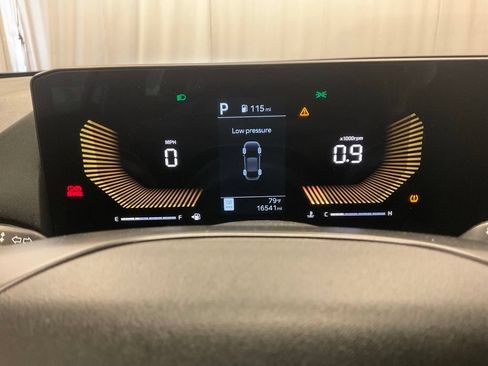 Used 2025 Kia K4 FWD image 2