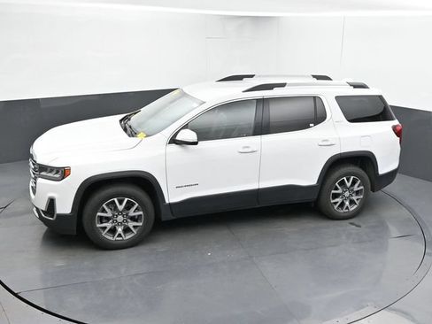 Used 2023 GMC Acadia SLT FWD image 17