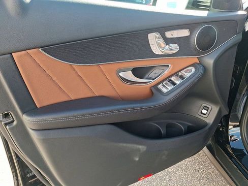 Used 2022 Mercedes-Benz GLC 300 GLC 300 image 14