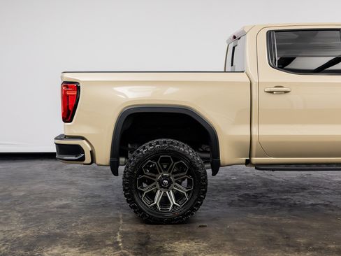 Used 2022 GMC Sierra 1500 AT4 w/ AT4 Premium Package AWD/4WD image 24