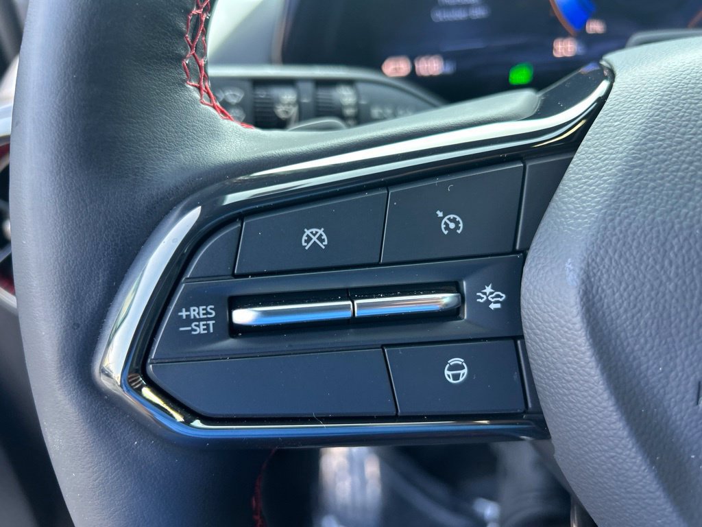 Used 2024 Chevrolet Equinox EV RS FWD image 44