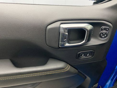 New 2026 Jeep Gladiator Sport image 12