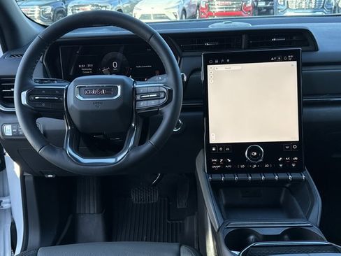 New 2026 GMC Terrain AT4 w/ LPO, Black Badging Package image 7