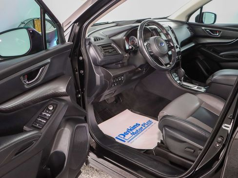 Used 2022 Subaru Ascent Onyx Edition image 3