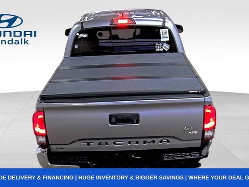 Used 2019 Toyota Tacoma TRD Off-Road image 6