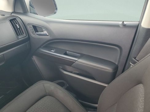 Used 2020 GMC Canyon SLE w/ Elevation Edition AWD/4WD image 21