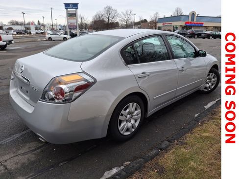 Used 2009 Nissan Altima 2.5 S w/ Emergency Aid Pkg image 4