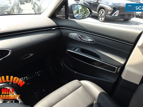 Used 2025 Genesis GV70 2.5T AWD/4WD image 28