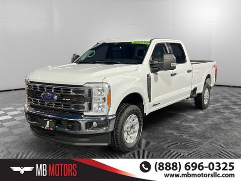 Used 2023 Ford F350 XLT w/ FX4 Off-Road Package image 7