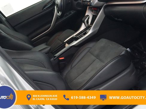Used 2024 Mitsubishi Eclipse Cross SE image 8