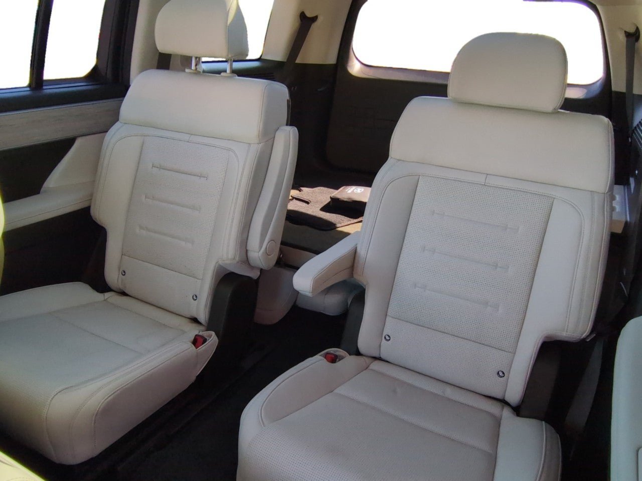 Used 2025 Hyundai Santa Fe Calligraphy AWD/4WD image 25