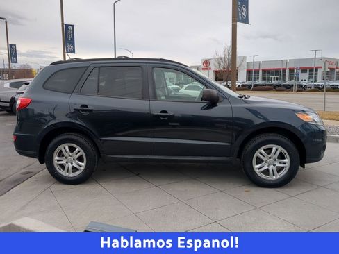 Used 2012 Hyundai Santa Fe GLS image 2