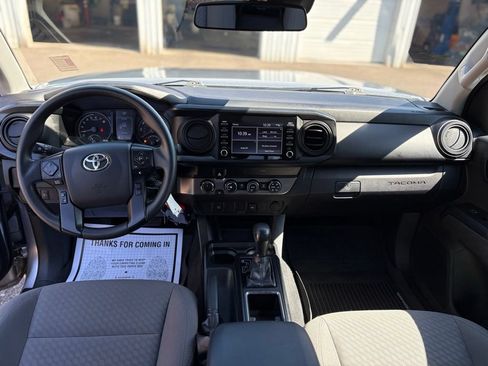 Used 2020 Toyota Tacoma SR w/ SR Convenience Package AWD/4WD image 17