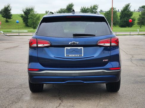 Used 2023 Chevrolet Equinox RS w/ RS Leather Package FWD image 5