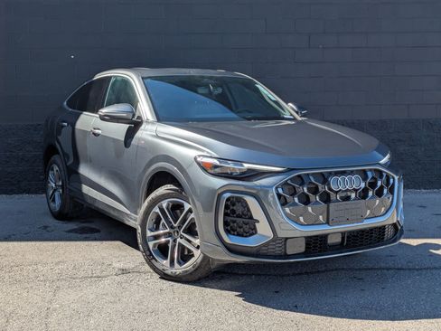 New 2026 Audi Q5 Premium Plus AWD/4WD image 3