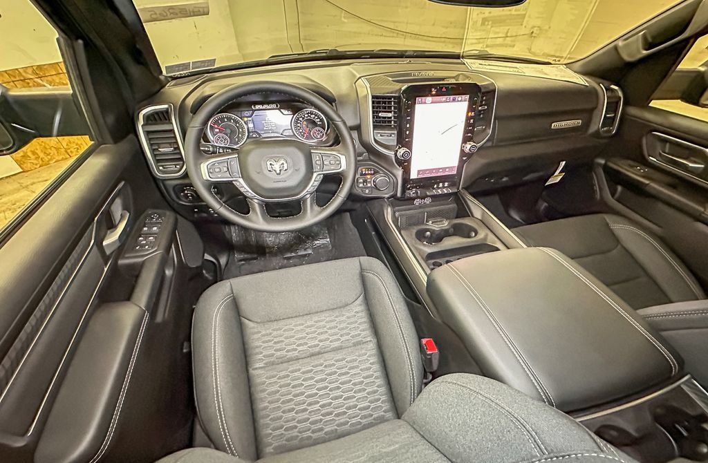 New 2026 RAM 1500 Big Horn AWD/4WD image 9