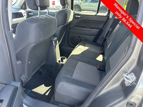 Used 2012 Jeep Patriot Latitude w/ Sun/Sound Group AWD/4WD image 13