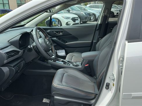 Used 2024 Subaru Crosstrek 2.5i Limited AWD/4WD image 9