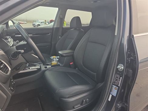 Used 2021 Kia Seltos SX w/ SX Sunroof Package image 9