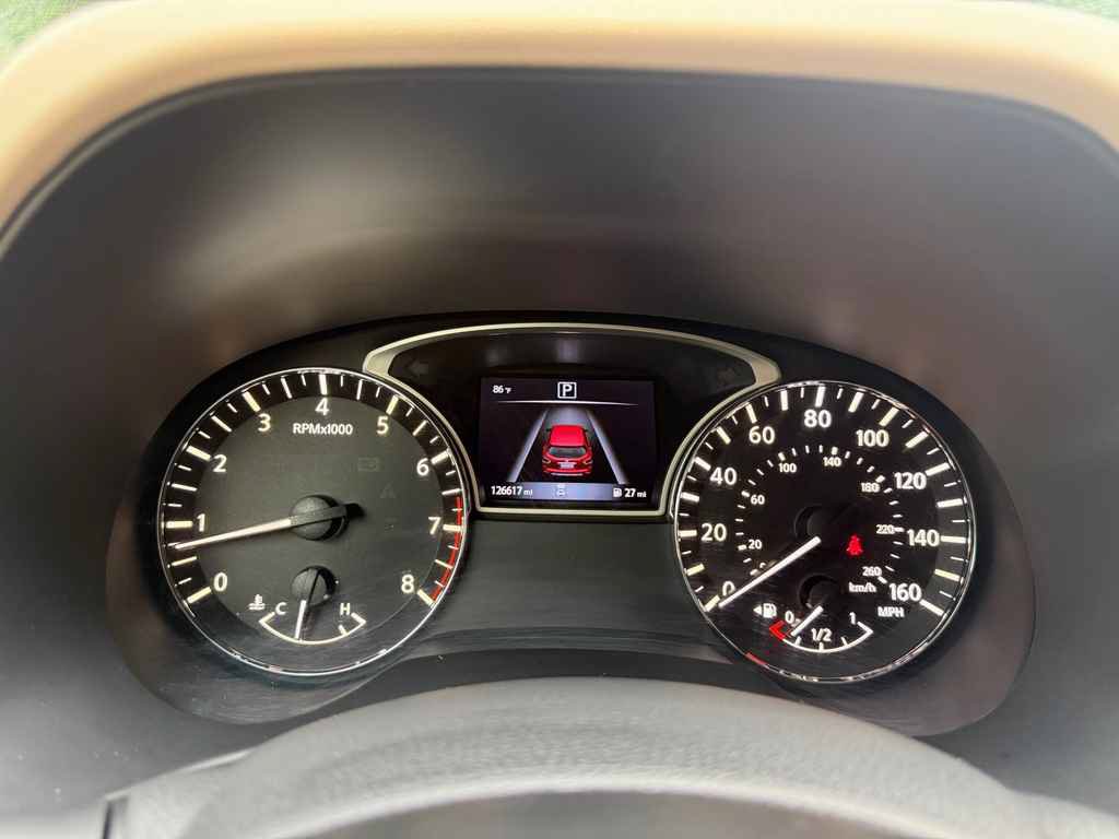 Used 2018 Nissan Pathfinder SV w/ Cargo Package FWD image 19