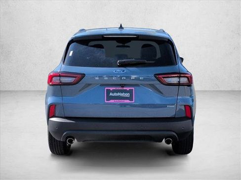 Used 2025 Ford Escape ST-Line w/ Equipment Group 301A image 7