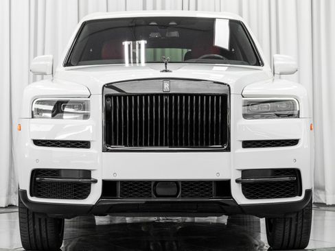 Used 2023 Rolls-Royce Cullinan Black Badge w/ Dark Exterior Package image 49