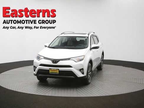 Used 2018 Toyota RAV4 XLE AWD/4WD image 56