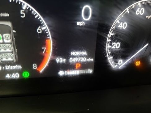 Used 2023 Honda Pilot Touring image 31