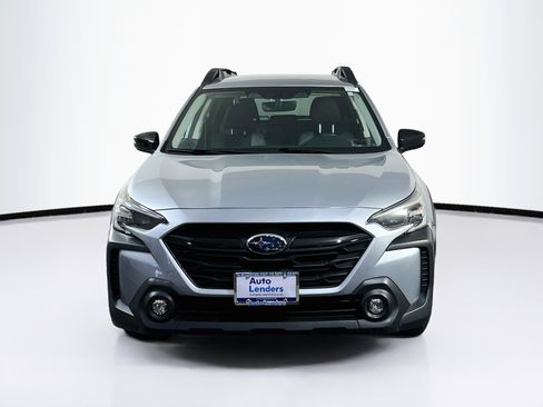 Used 2023 Subaru Outback Onyx Edition AWD/4WD image 2