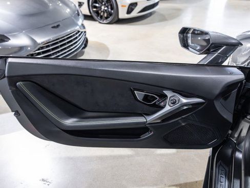 Used 2017 Lamborghini Huracan LP 580-2 image 28