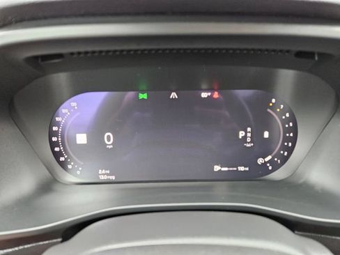 Certified 2024 Volvo XC40 B5 Plus w/ Climate Package AWD/4WD image 24