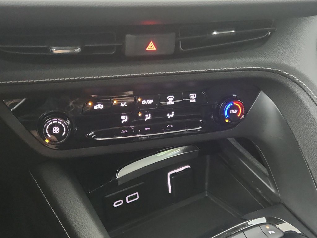 Used 2022 Buick Envision Preferred w/ Safety Package FWD image 28