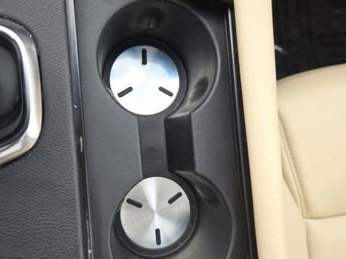 Used 2018 Cadillac XT5 Luxury image 33