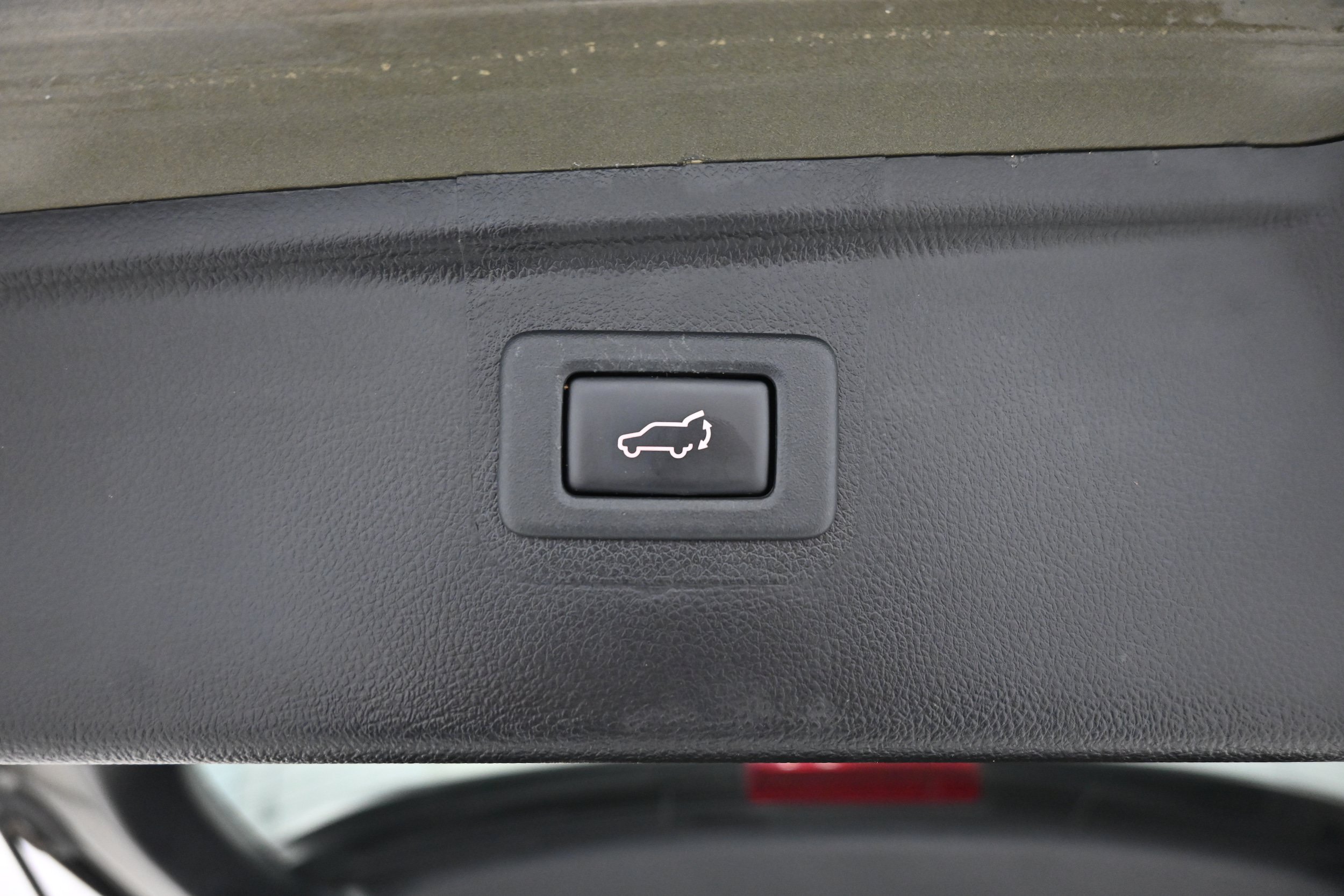 Used 2019 Subaru Outback 3.6R Touring w/ Popular Package #3A AWD/4WD image 32