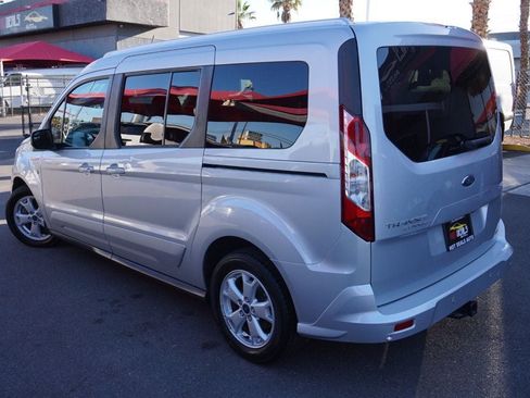 Used 2017 Ford Transit Connect XLT w/ XLT Premium Package FWD image 4