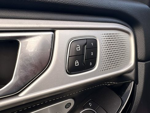 Used 2021 Ford Explorer ST w/ Equipment Group 401A image 13